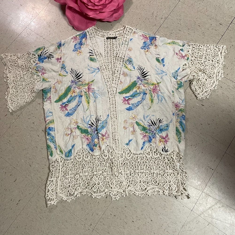 SPIAGGIA DOLCE Sz M Embroidered Floral Crochet Trim Kimono Festival Bohemian